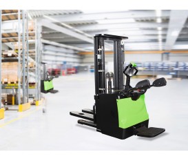 Stacker Forklift Truck